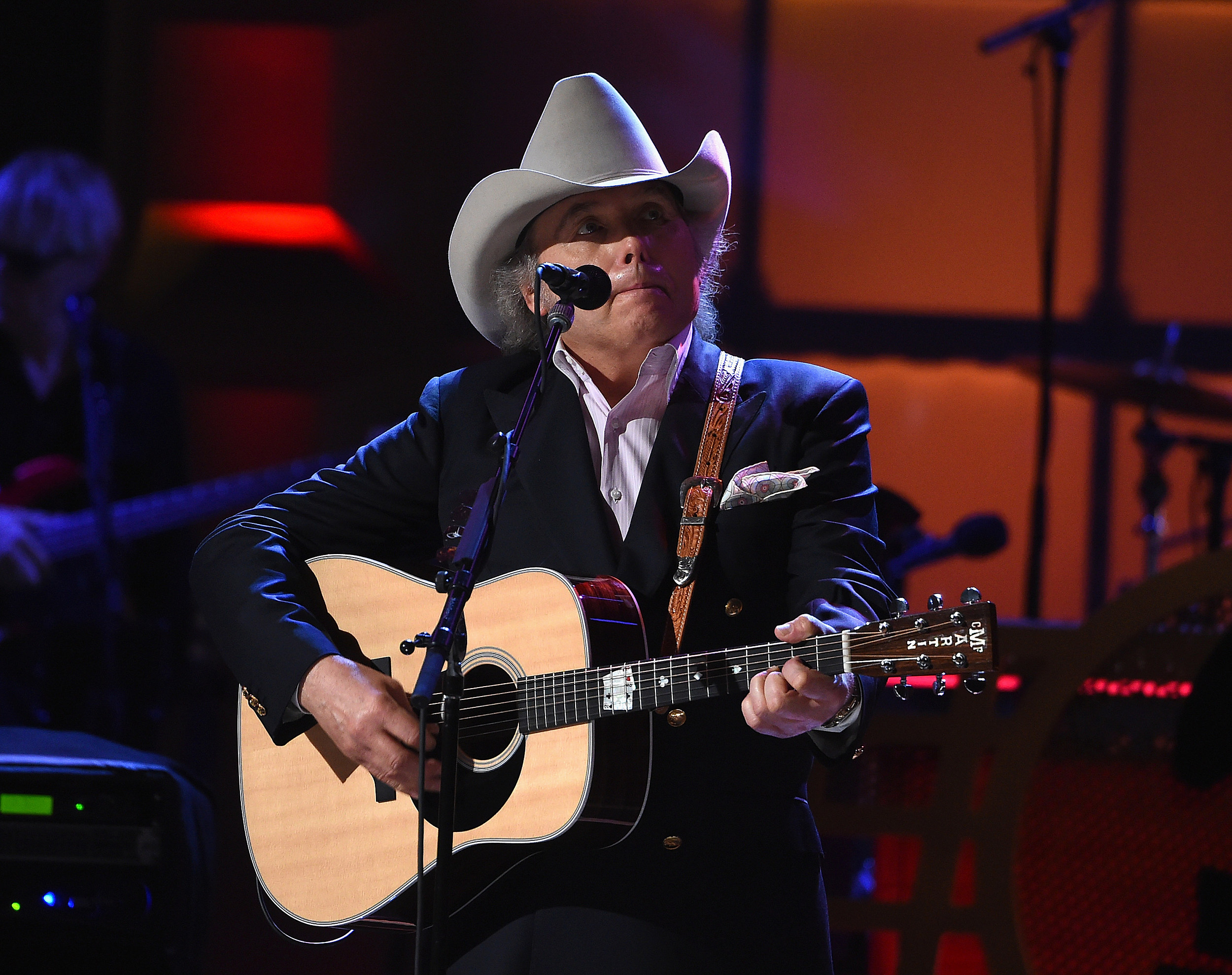 Dwight Yoakam: Honky Tonk Man with a Bakersfield Sound – CMH23